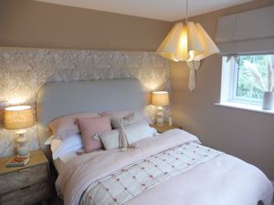 Photo 8- click for photo gallery